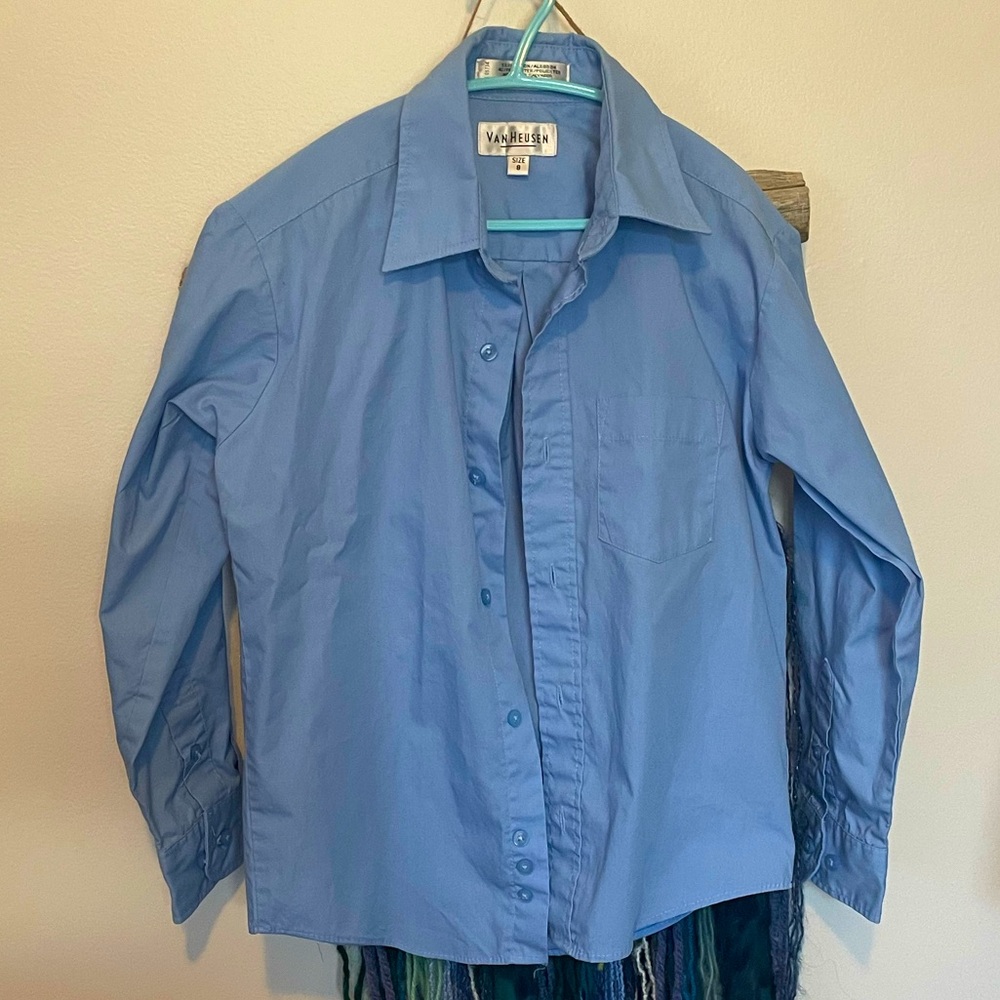 💰 blue dress shirt